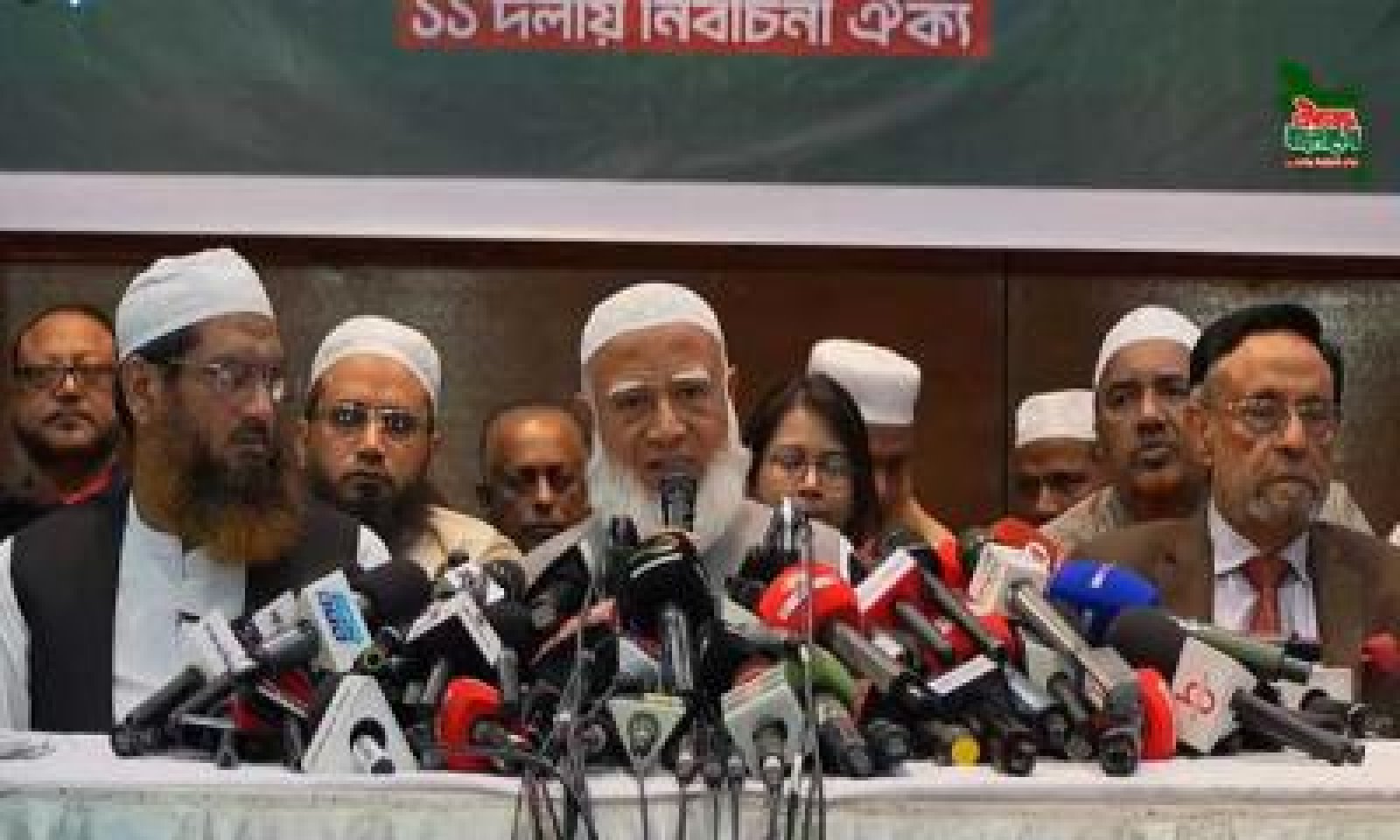 পুরোনো ঘুনে ধরা রাজনীতির বাংলাদেশ আর নয়—দেশবাসী এবার পরিবর্তন চায়:জামায়াত আমির