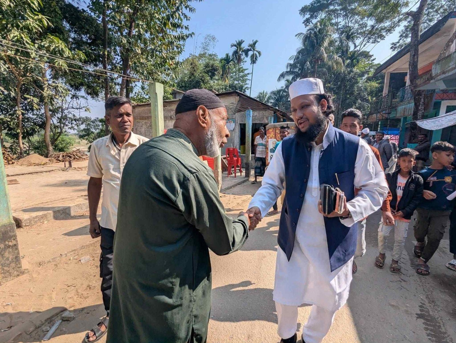 উত্তর আকাখাজনায় স্বতন্ত্র এমপি প্রার্থী হাফিজ মাওলানা ফখরুল ইসলামের সমর্থনে মতবিনিময় সভা