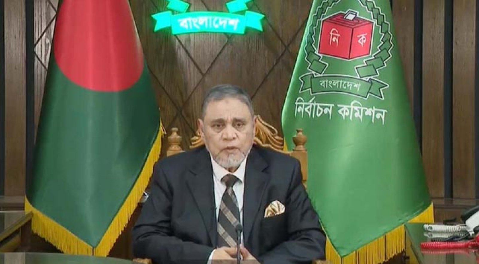 সবাইকে স্বতঃস্ফূর্তভাবে ভোট দেওয়ার আহ্বান সিইসির