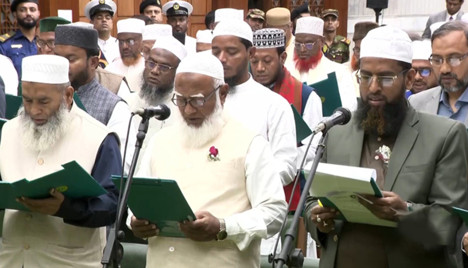 শপথ নিলেন জামায়াতের এমপিরা