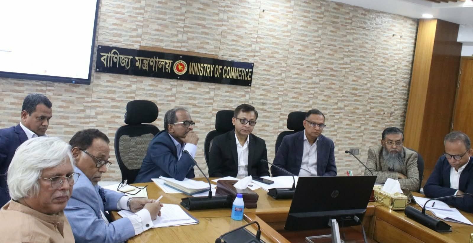 যুক্তরাষ্ট্রের শুল্ক পরিস্থিতি এখন বিকাশমান: বাণিজ্যমন্ত্রী