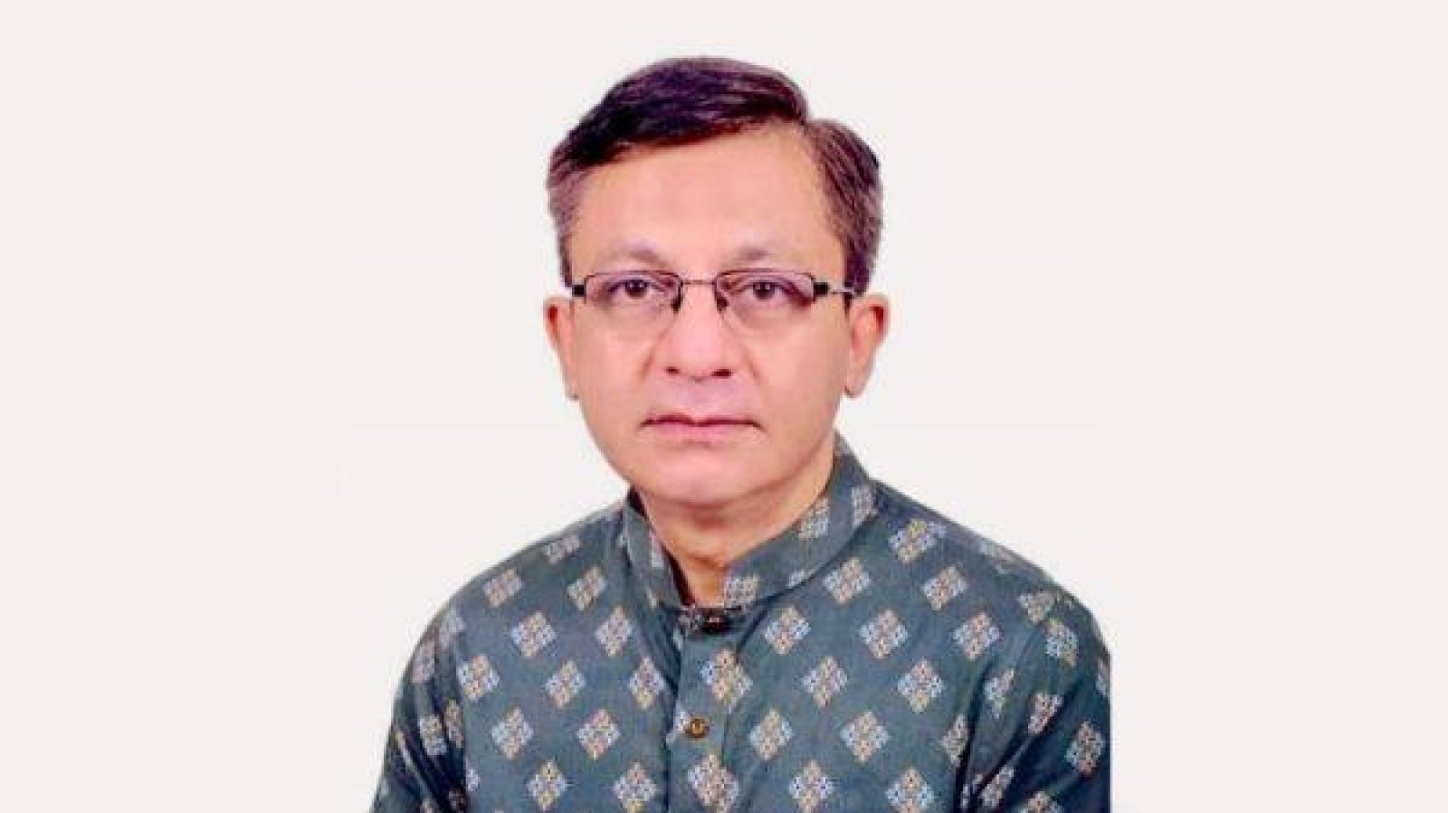 পর্যাপ্ত জ্বালানি ও খাদ্যপণ্য মজুত থাকায়  দাম বাড়ার শঙ্কা নেই: বাণিজ্যমন্ত্রী