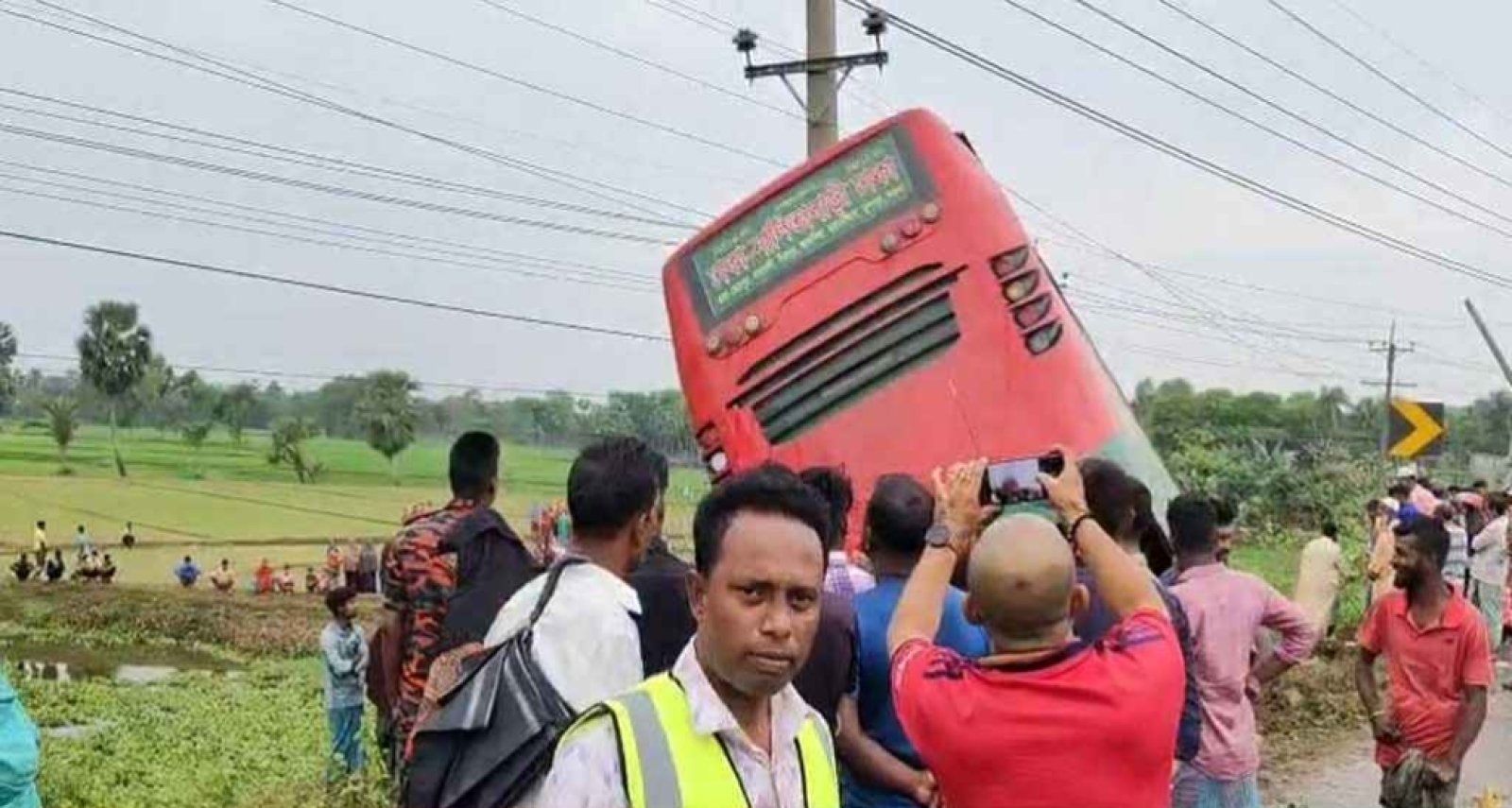 ময়মনসিংহে ত্রিমুখী সংঘর্ষে প্রাণহানি: নিহত ২, আহত ৭