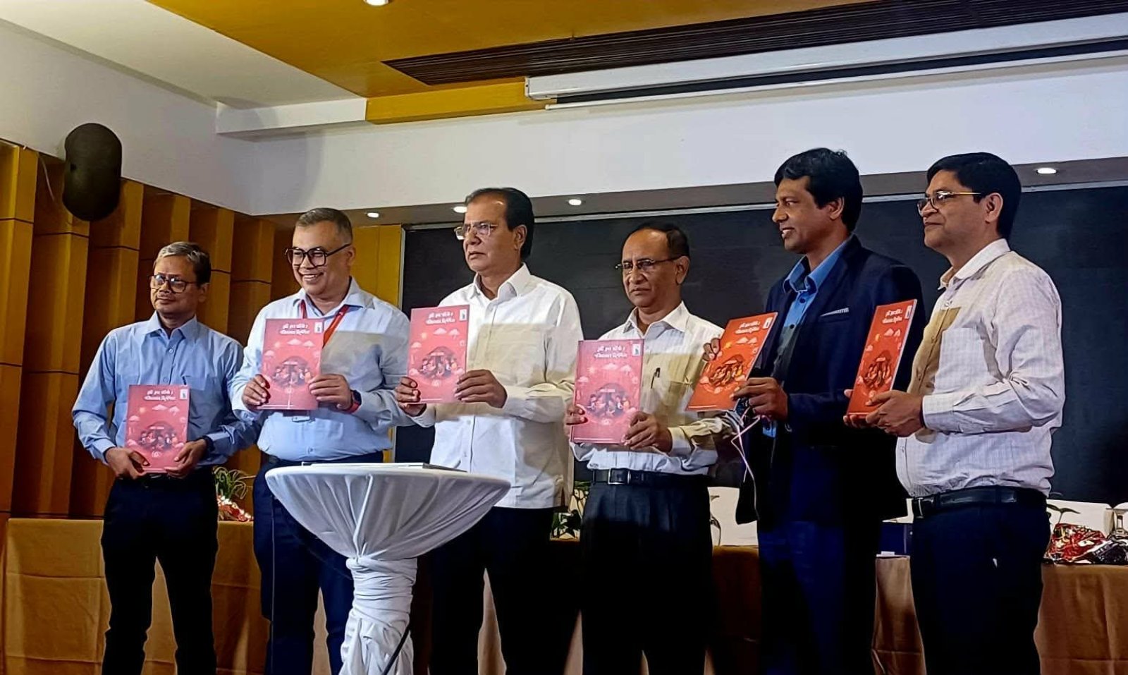 জলবায়ু পরিবর্তন এখন অনিবার্য বাস্তবতা, শিশুদের সুরক্ষায় জোর