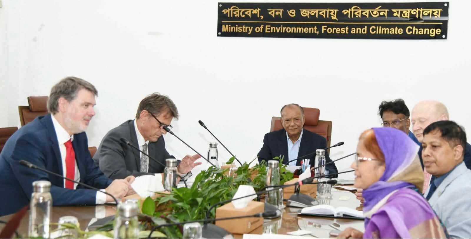 পরিবেশমন্ত্রীর সাথে জার্মান প্রতিনিধিদলের বৈঠক: কারিগরি সহযোগিতার প্রতিশ্রুতি
