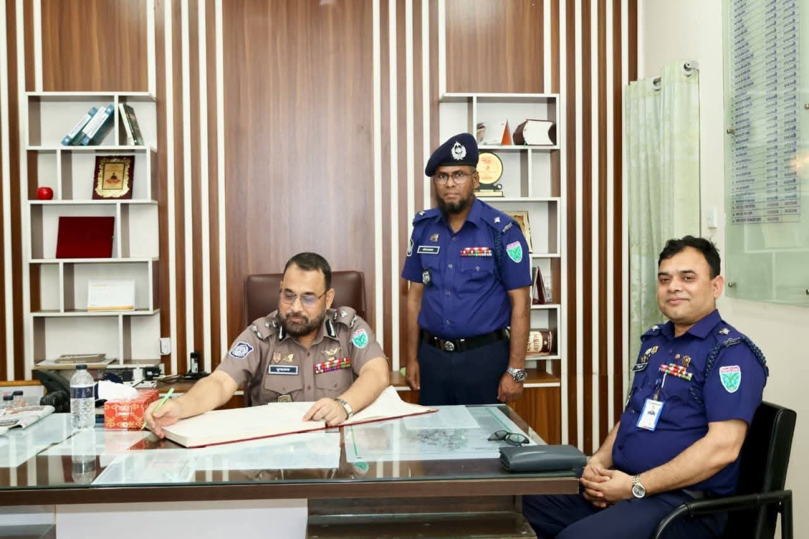 আকস্মিক পরিদর্শনে কুলাউড়া থানা: আইন-শৃঙ্খলা জোরদারে ডিআইজি’র দিকনির্দেশনা