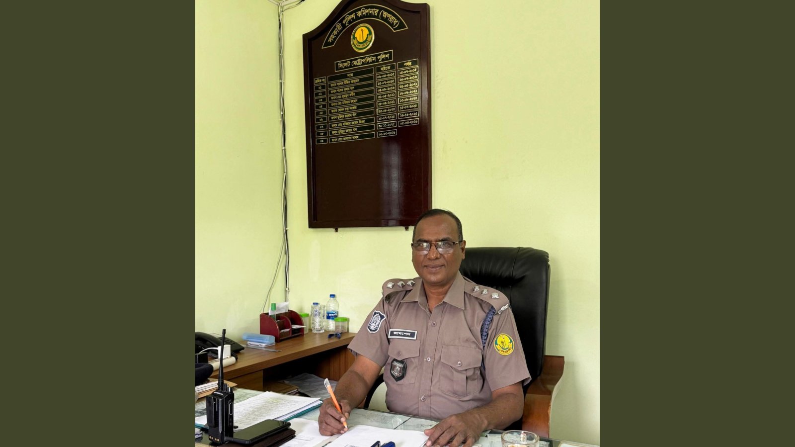 তিন দশকের সেবার পর বিদায়: এসএমপি’র এডিসি জমশেদ আলমের নতুন গন্তব্য ডিএমপি