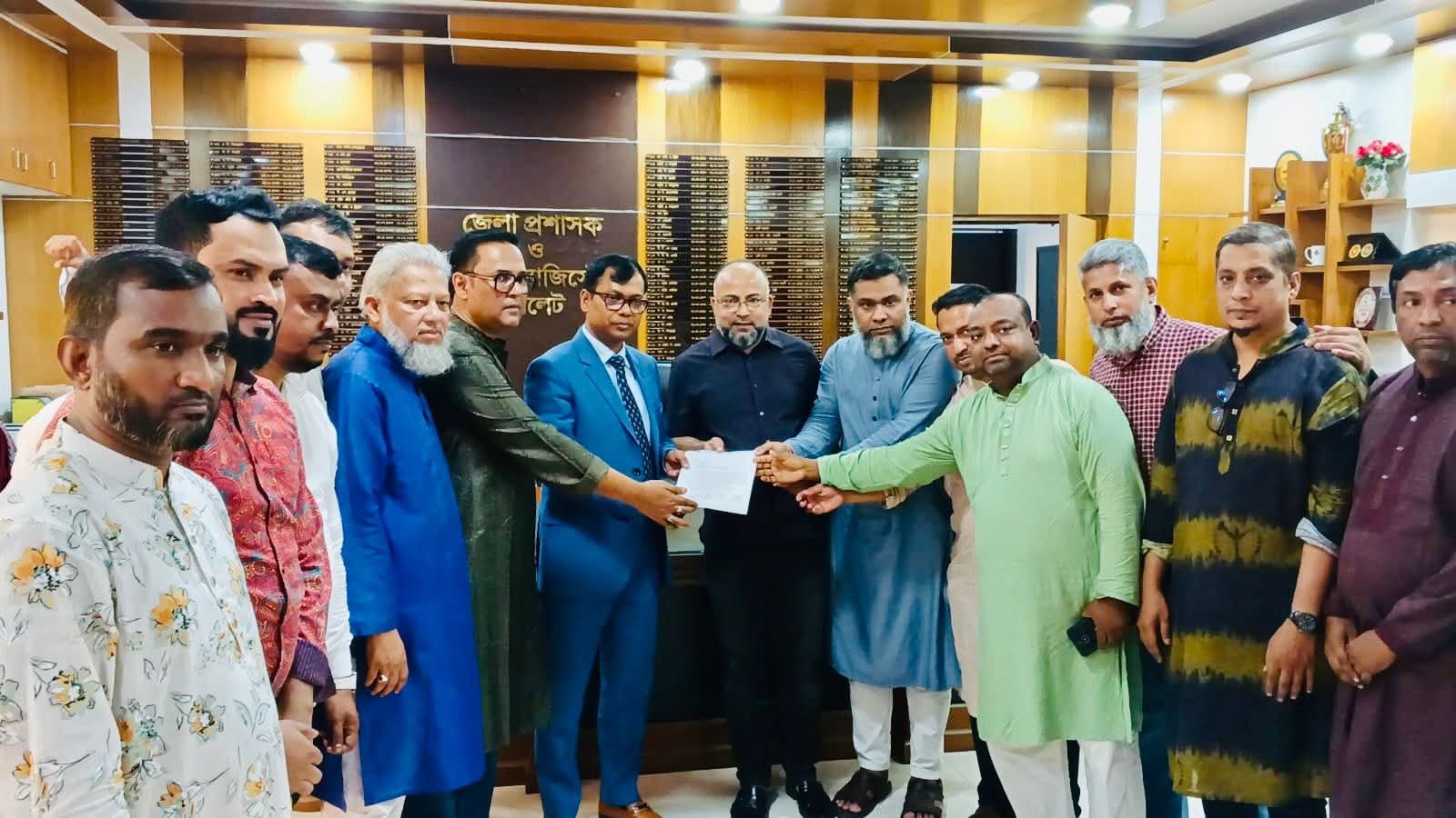 সিলেটে নিরবিচ্ছিন্ন বিদ্যুৎ সরবরাহের দাবিতে স্মারকলিপি প্রদান