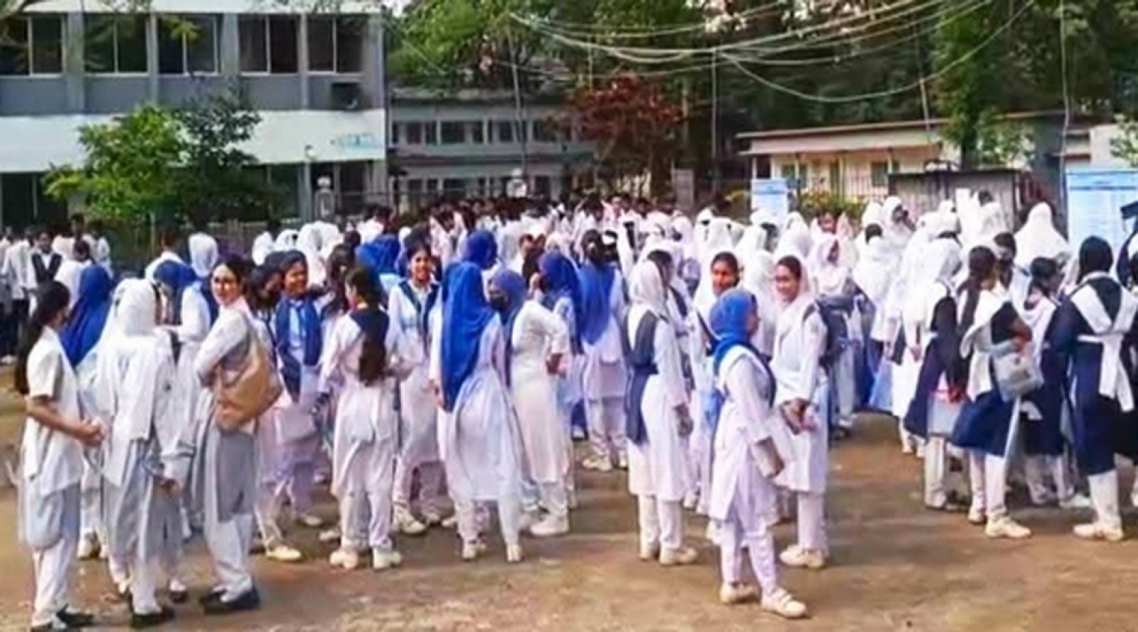 সিলেটে এসএসসি পরীক্ষার, প্রথম দিনেই ৬৭৪ শিক্ষার্থী অনুপস্থিত