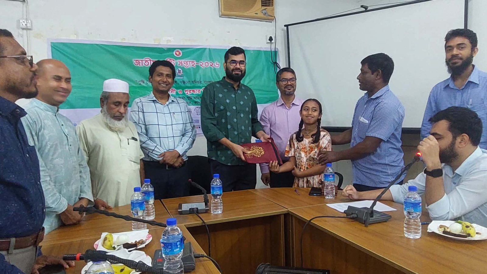 কানাইঘাটে জাতীয় পুষ্টি সপ্তাহে পুরস্কার বিতরণ, হাম-রুবেলা ক্যাম্পেইন নিয়ে সমন্বয় সভা অনুষ্ঠিত