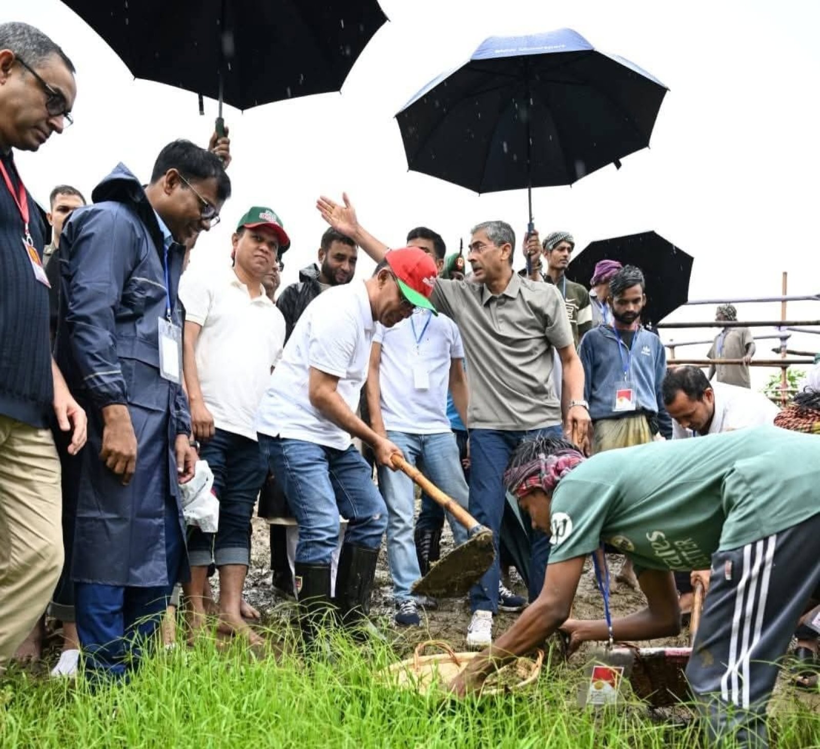 সিলেটে বাসিয়া খাল পুনঃখনন উদ্বোধন, জলাবদ্ধতা নিরসনে নতুন উদ্যোগ