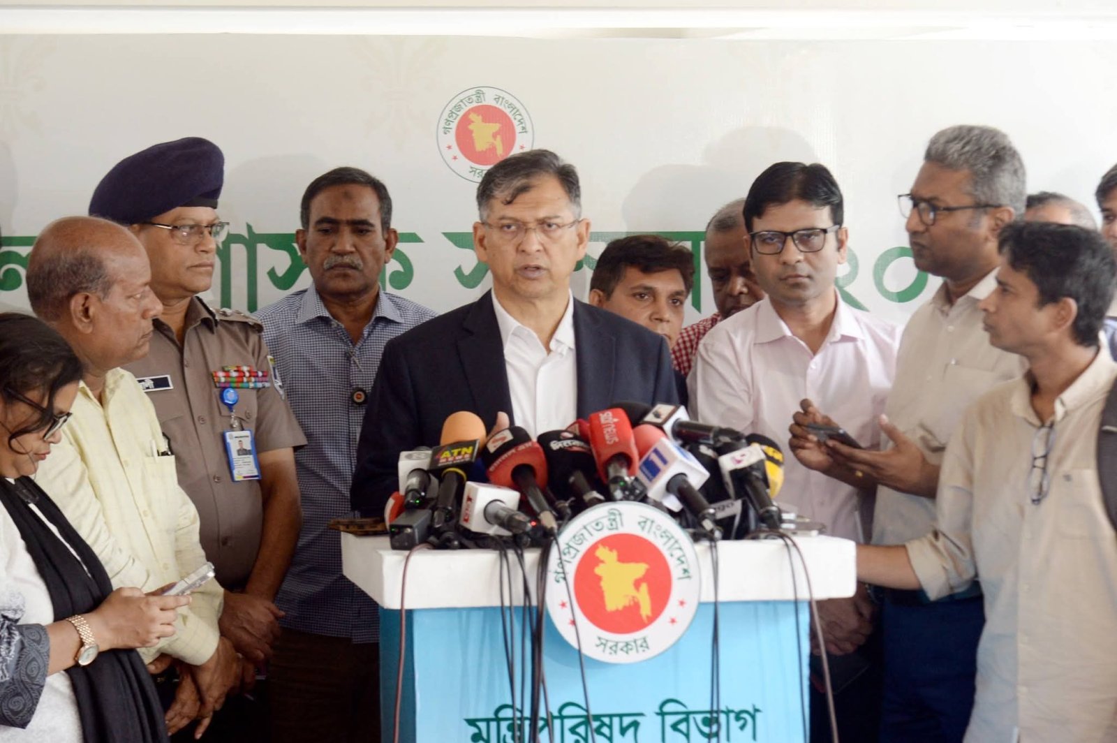 লাইসেন্সকৃত অস্ত্র ফেরত ও অবৈধ অস্ত্র উদ্ধারে নতুন নির্দেশনা