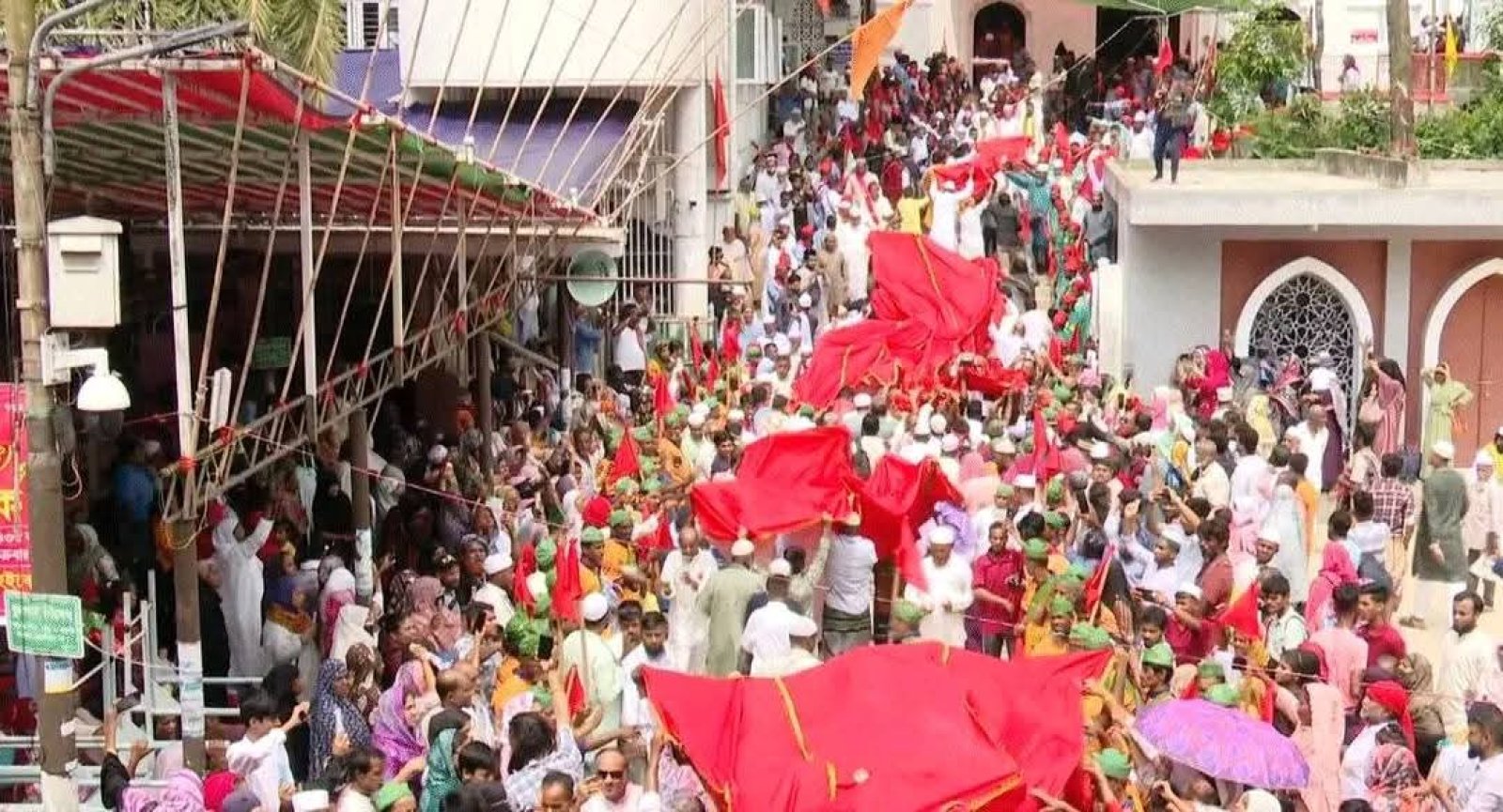 ভক্ত-আশেকানদের ঢল, সিলেটে শুরু শাহজালাল (রহ.) এর বার্ষিক ওরস
