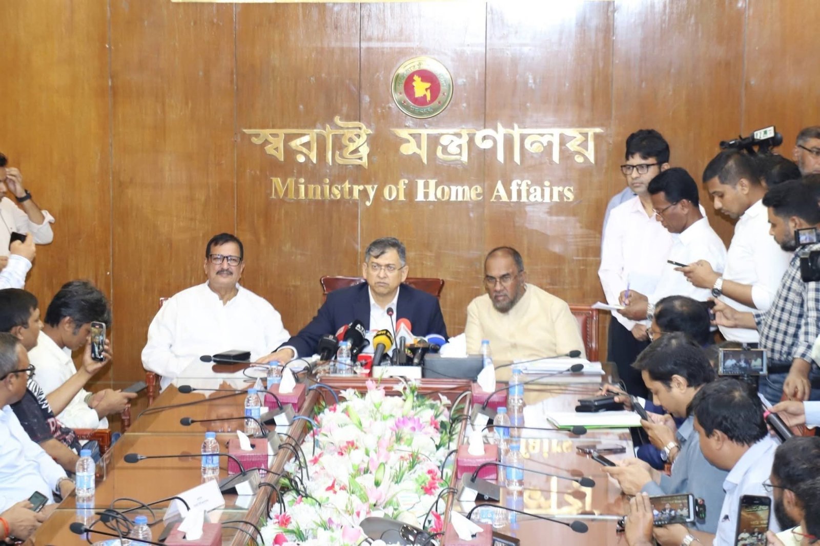 আইনশৃঙ্খলায় পুলিশের সক্ষমতা বেড়েছে, তাই সেনাবাহিনী প্রত্যাহার: স্বরাষ্ট্রমন্ত্রী