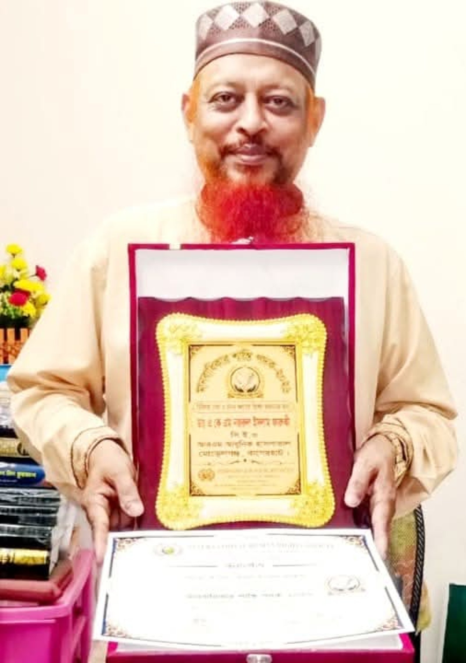 আন্তর্জাতিক মানবাধিকার শান্তি পদকে ভূষিত ডা. এ কে এম নজরুল ইসলাম ফারুকী