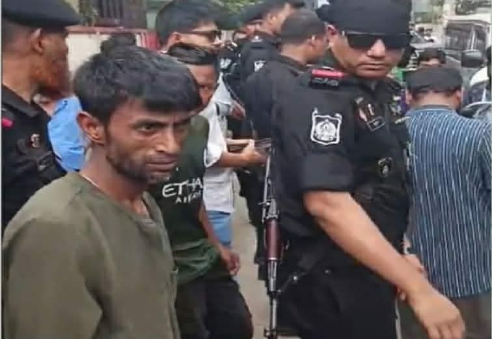 বিয়ের প্রলোভনে বাসায় নিয়ে সংঘবদ্ধ ধর্ষণ, সিলেটে আটক ২