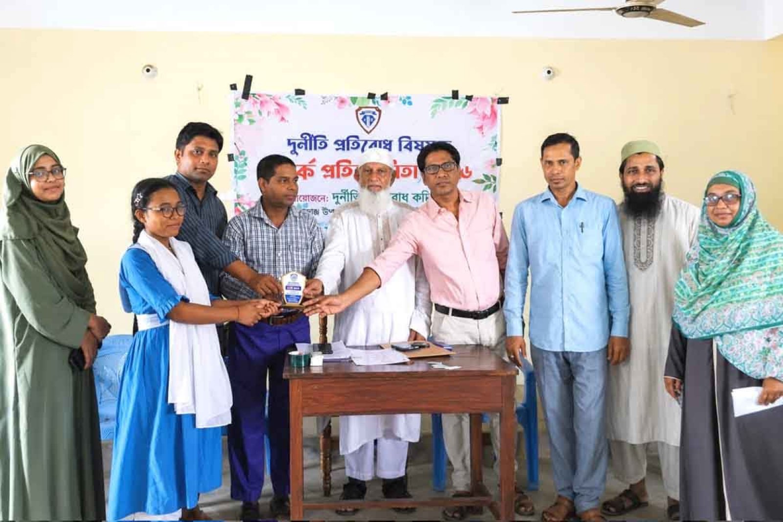 বালাগঞ্জে দুর্নীতি প্রতিরোধে শিক্ষার্থীদের প্রাণবন্ত বিতর্ক প্রতিযোগিতা