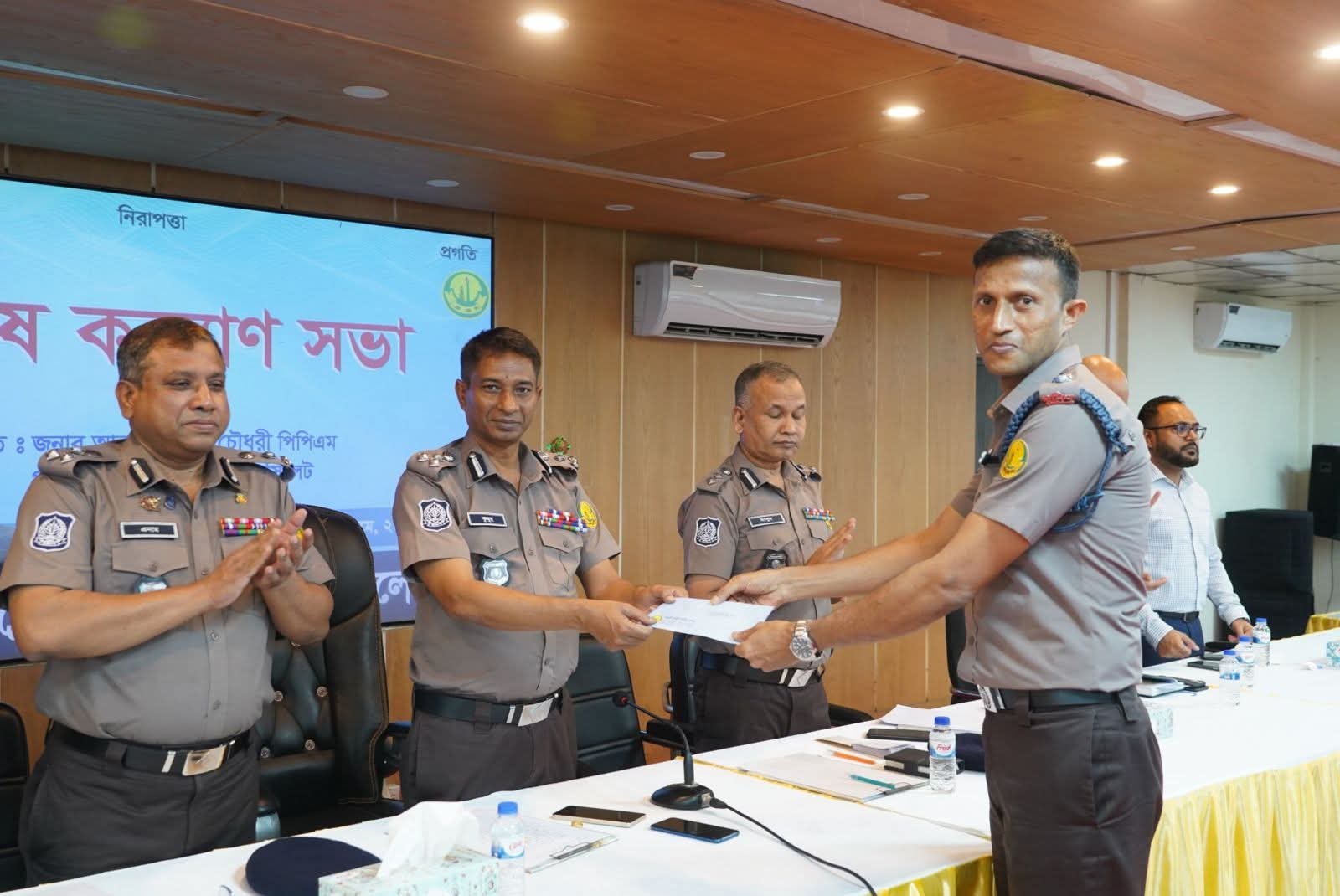 পুলিশ সপ্তাহ-২০২৬ এর দিকনির্দেশনা নিয়ে এসএমপির বিশেষ কল্যাণ সভা, সম্মাননা পেলেন কৃতী সদস্যরা