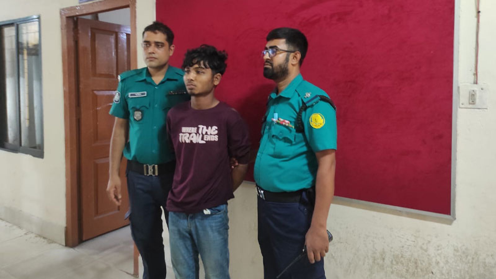 সিলেটে ছিনতাইকারী ধরতে গিয়ে ছুরিকাঘাতে র‌্যাব সদস্য নিহত
