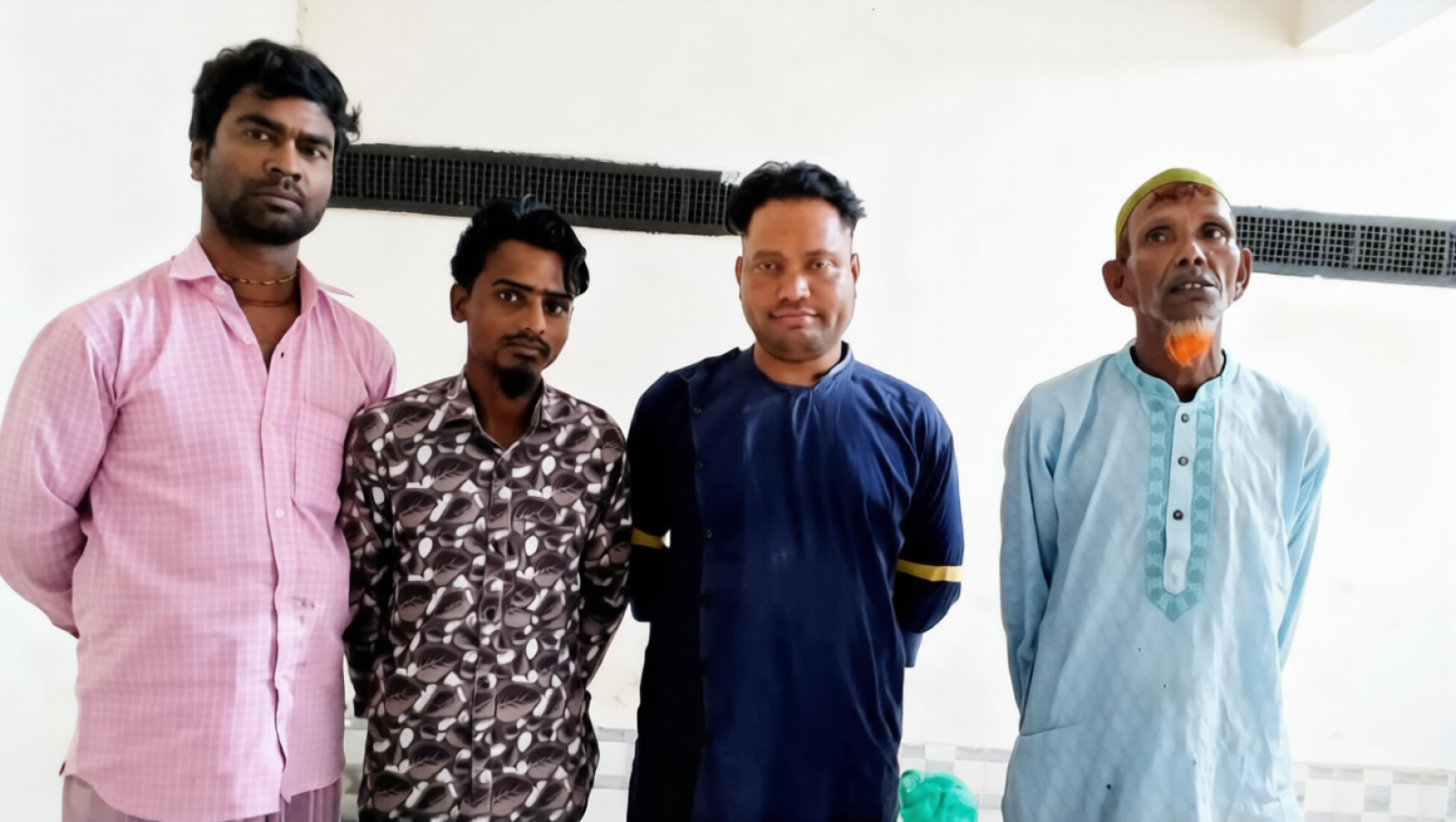 মোবাইল ডিভাইস ও টোকেনসহ জৈন্তাপুরে আটক ৪ জুয়াড়ি