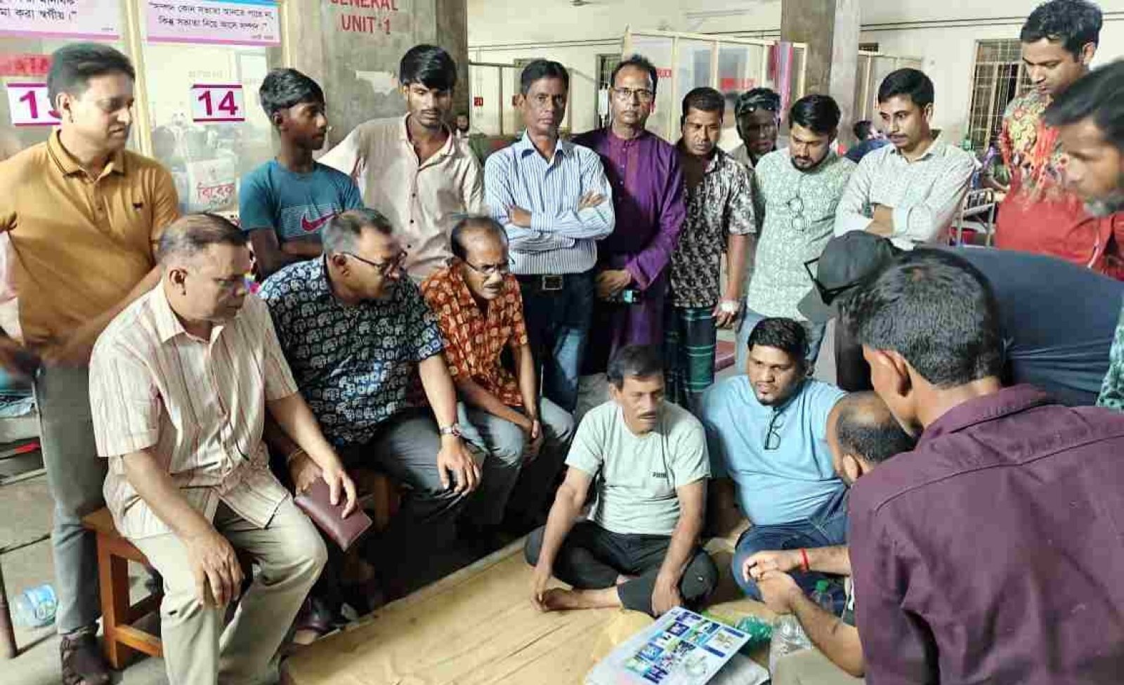 শিবগঞ্জে ব্যবসায়ীকে মারধর ও লুটপাটের ঘটনায় ক্ষোভ