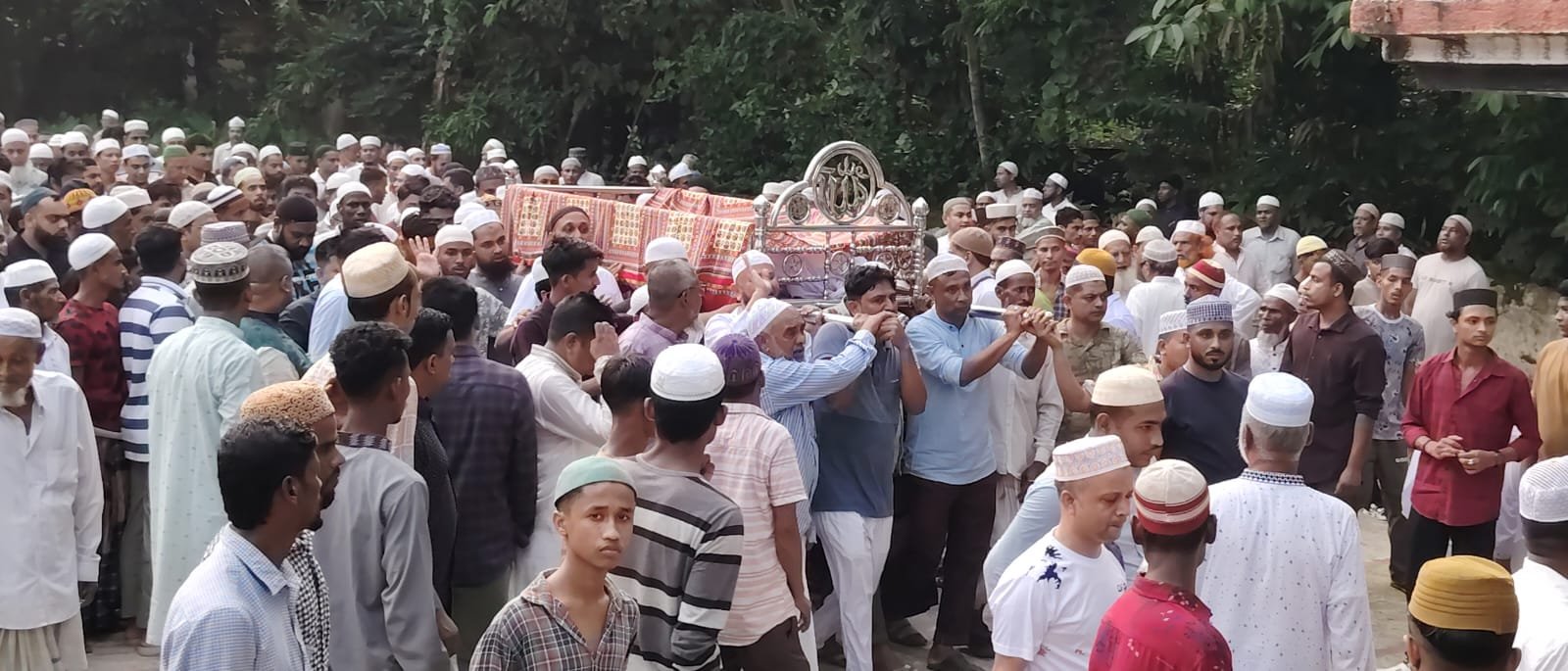 ছাতকে সড়ক দুর্ঘটনায় নিহত সামাজিক ব্যক্তিত্ব ও ক্রীড়া সংগঠক সাইফুর রহমান সাহেদের জানাজা সম্পন্ন