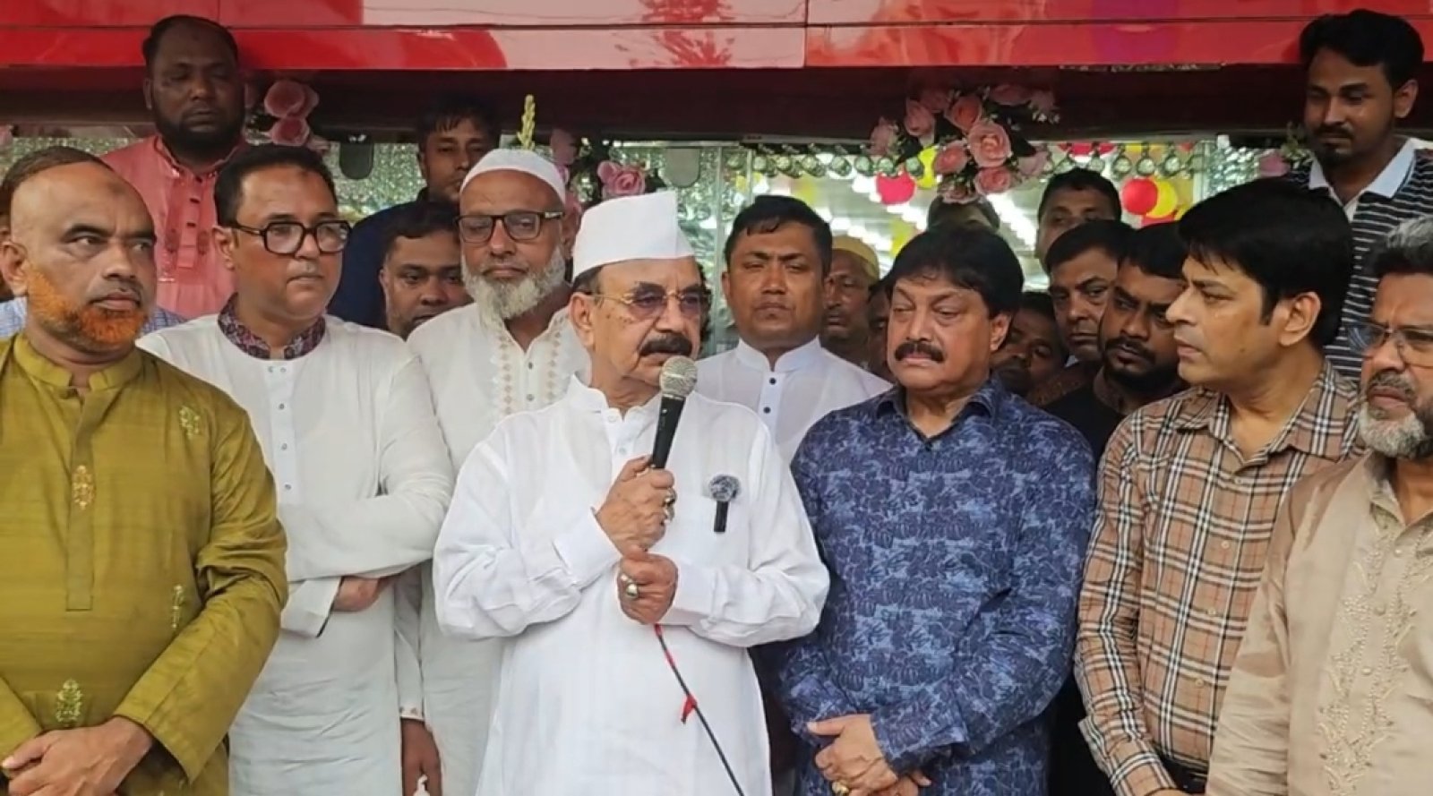 গণতন্ত্র ও ভোটাধিকারের বিকল্প নেই, জনগণের আস্থা ফেরাতে দরকার সুষ্ঠু নির্বাচন: গয়েশ্বর চন্দ্র রায়