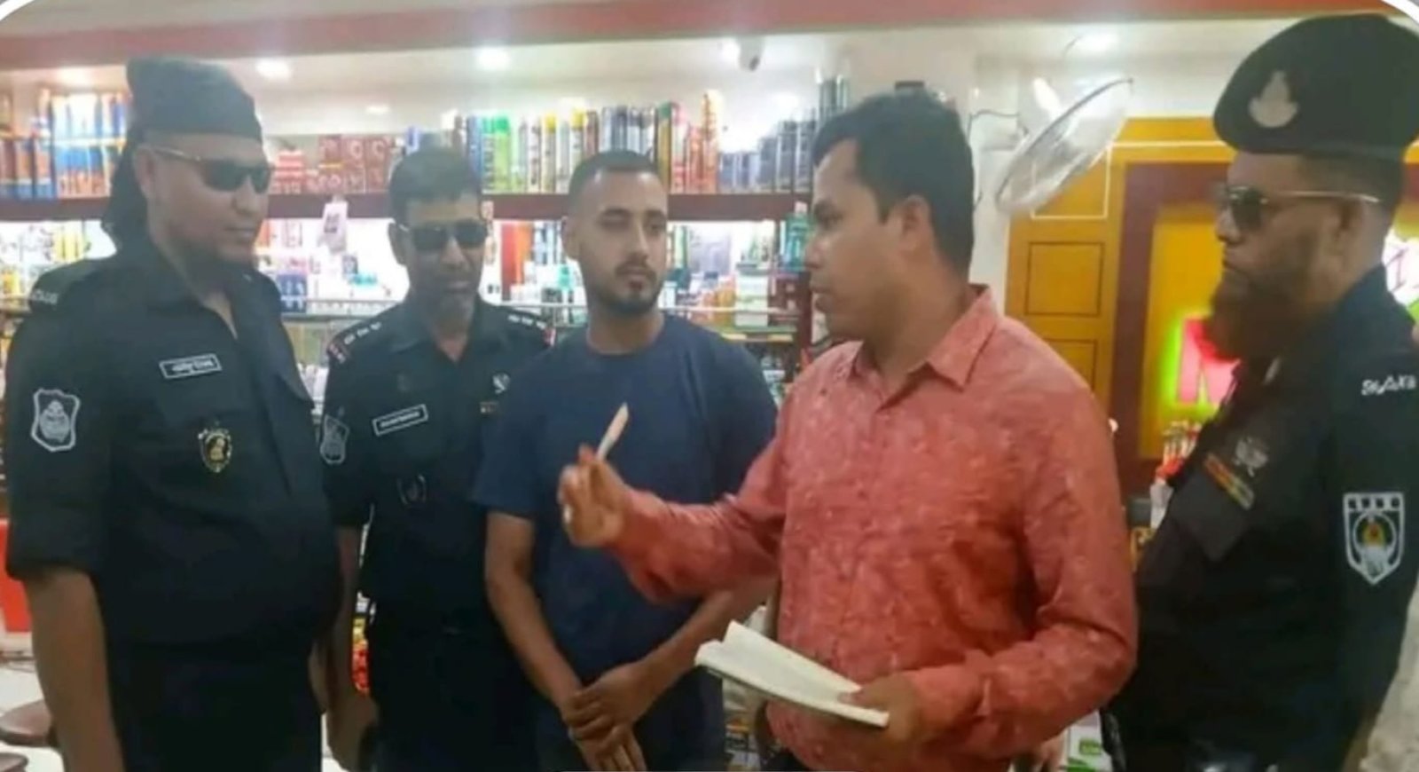 নবীগঞ্জে র‍্যাব-৯ ও ভোক্তা অধিকারের যৌথ অভিযানে ৫ প্রতিষ্ঠানে জরিমানা