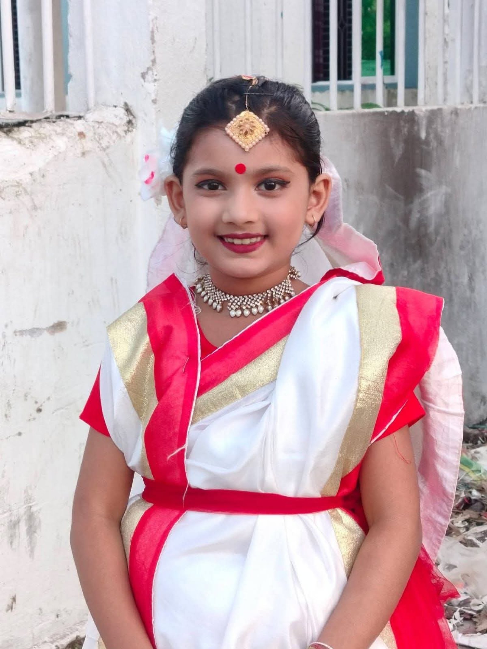 টাঙ্গুয়ার হাওরে হাউসবোটের ইঞ্জিনে পড়ে পুলিশ কর্মকর্তার কন্যার মর্মান্তিক মৃত্যু