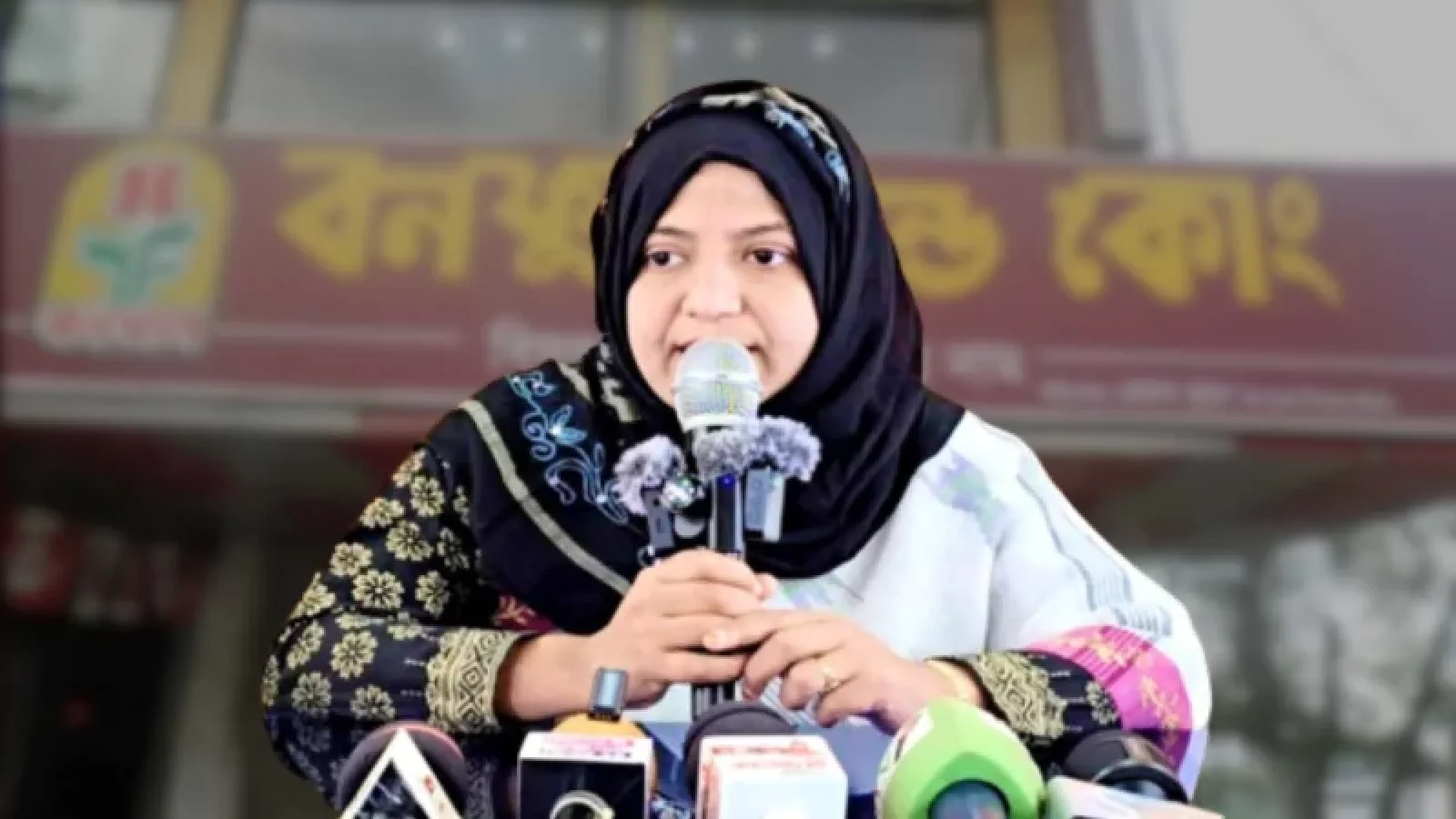 নিম্নমানের মিষ্টি ও অনিয়মে জরিমানা, ‘আপা’ ইস্যুতে বিভ্রান্তি ছড়ানোর অভিযোগ