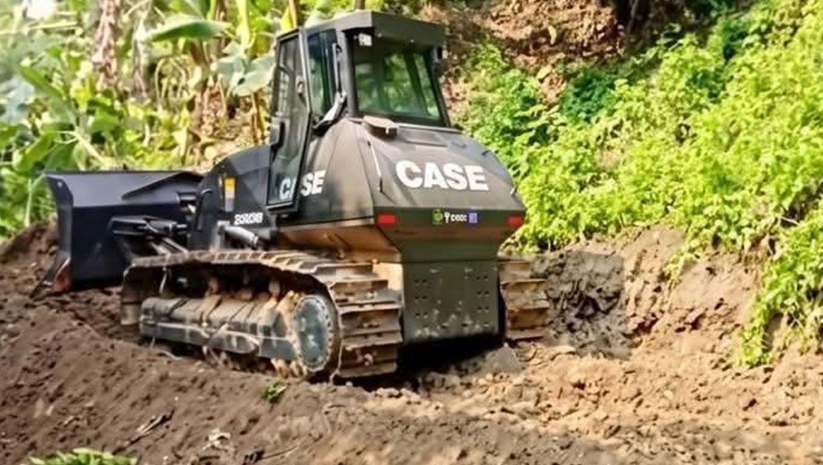 জঙ্গল সলিমপুরে রাষ্ট্রীয় নিয়ন্ত্রণ জোরদারে সেনাবাহিনীর মেগা সড়ক প্রকল্প শুরু