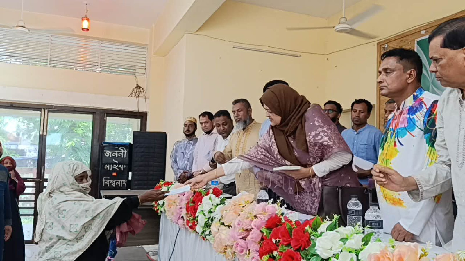 খেটে খাওয়া মানুষের কল্যাণেই নতুন বাজেট, উন্নত বাংলাদেশ গড়াই সরকারের লক্ষ্য : এমপি তাহসিনা রুশদীর লুনা