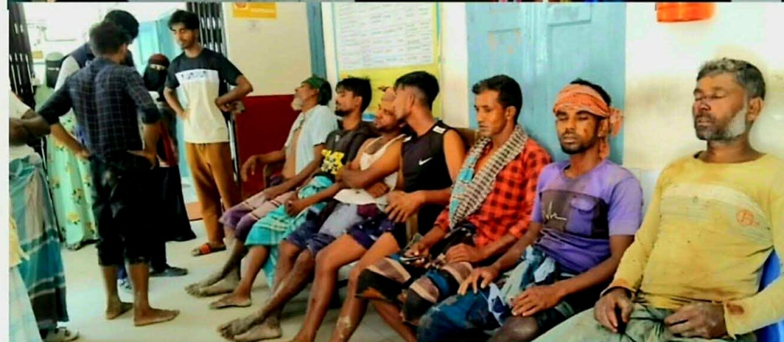 জগন্নাথপুরে মসজিদে মাসআলা নিয়ে দুই পক্ষের সংঘর্ষ, নারীসহ অন্তত ৫০ জন আহত