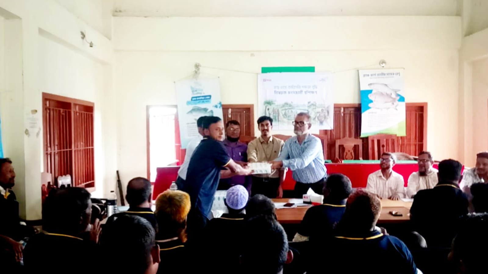 গোয়াইনঘাটে মাছ চাষের কারিগরি দক্ষতা বৃদ্ধি বিষয়ক কর্মশালা অনুষ্ঠিত
