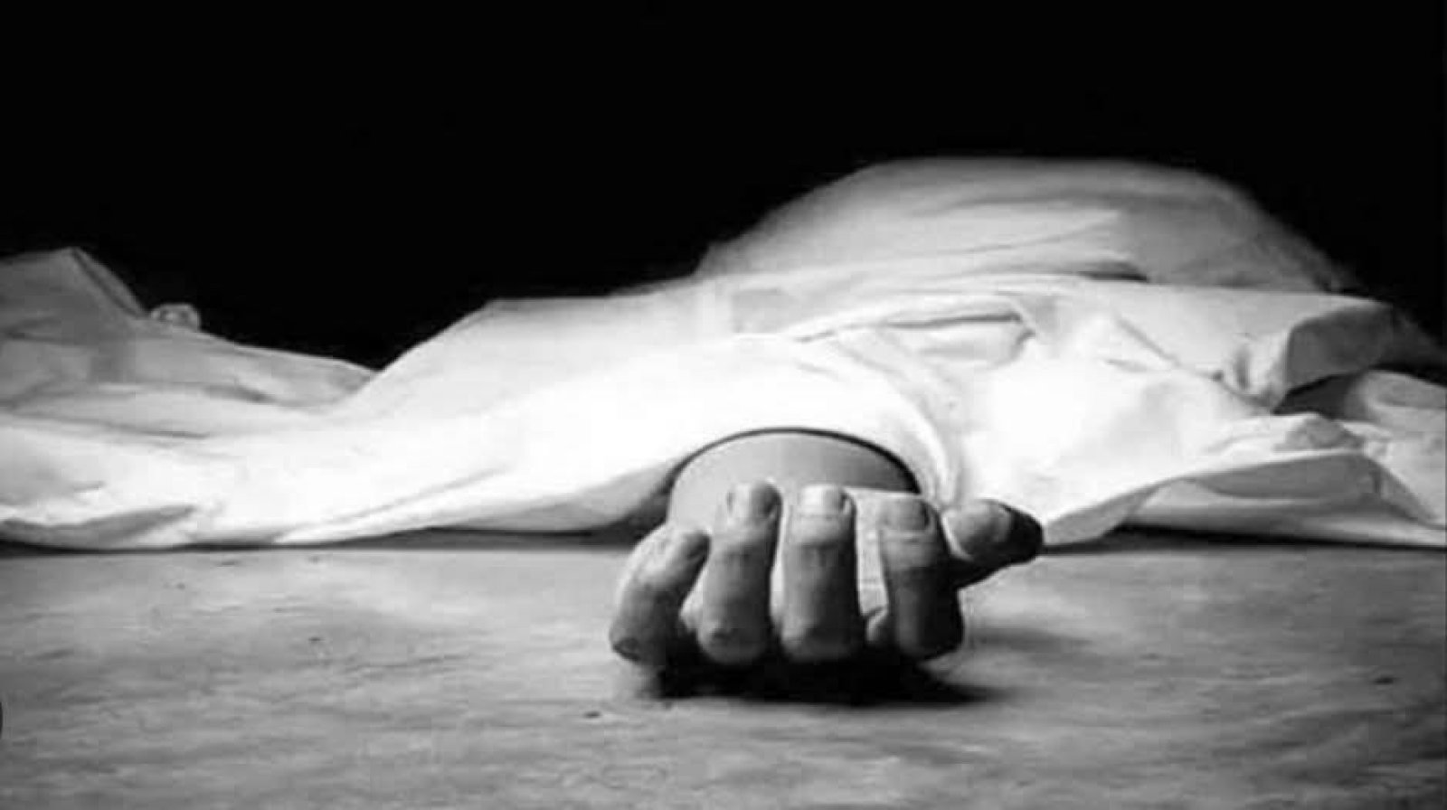 নানার বাড়িতে তরুণীর রহস্যজনক মৃত্যু, ময়নাতদন্তের জন্য মরদেহ প্রেরণ