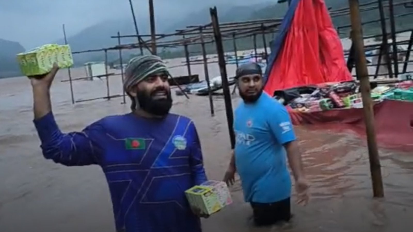 পাহাড়ি ঢলে তলিয়ে গেল সাদা পাথর, অনির্দিষ্টকালের জন্য পর্যটন স্পট বন্ধ