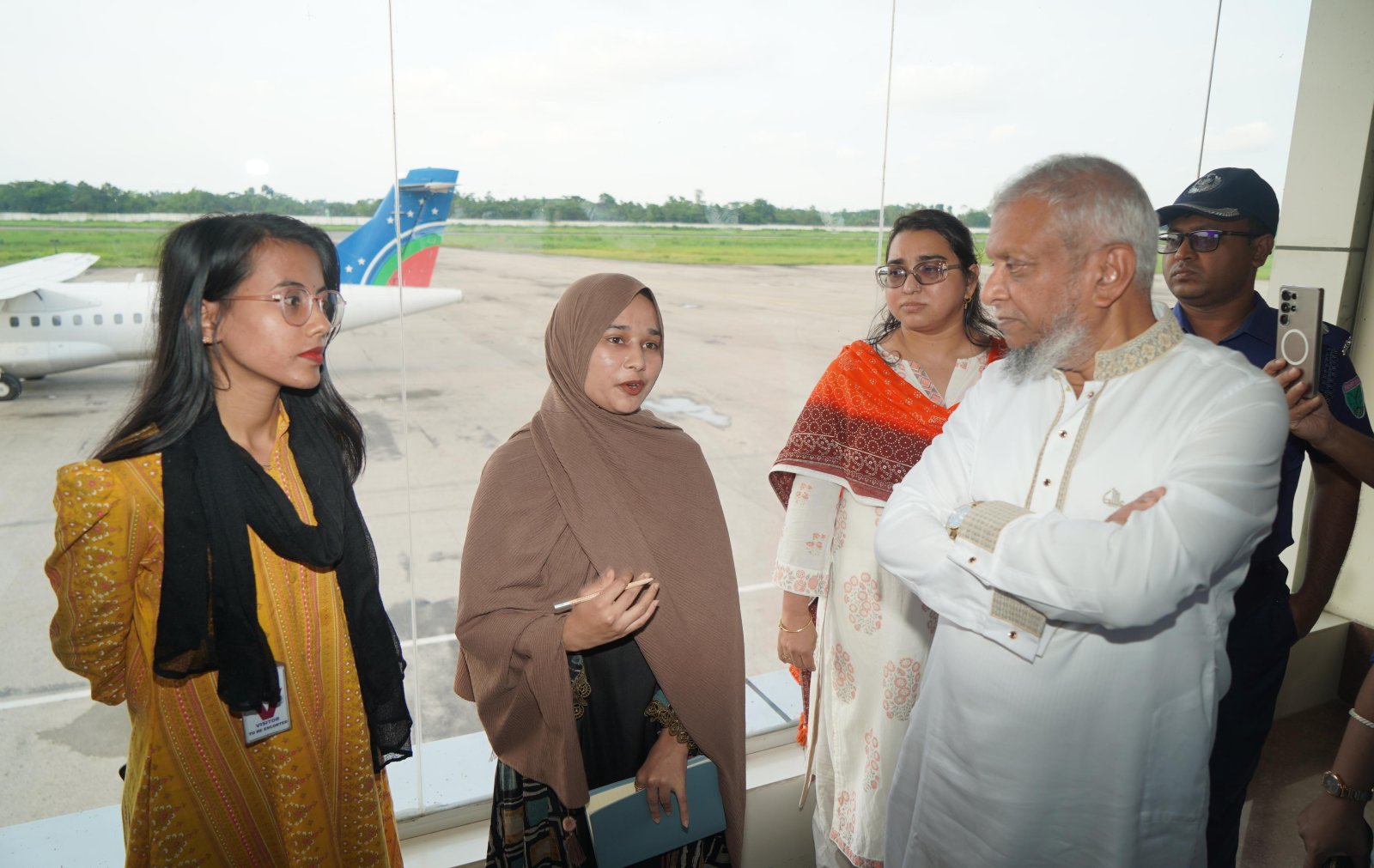 জুলাইয়ের মধ্যেই মালয়েশিয়ার শ্রমবাজার নিয়ে সুখবর, দৃশ্যমান হবে প্রধানমন্ত্রীর সফরের ফল: প্রবাসীকল্যাণ মন্ত্রী