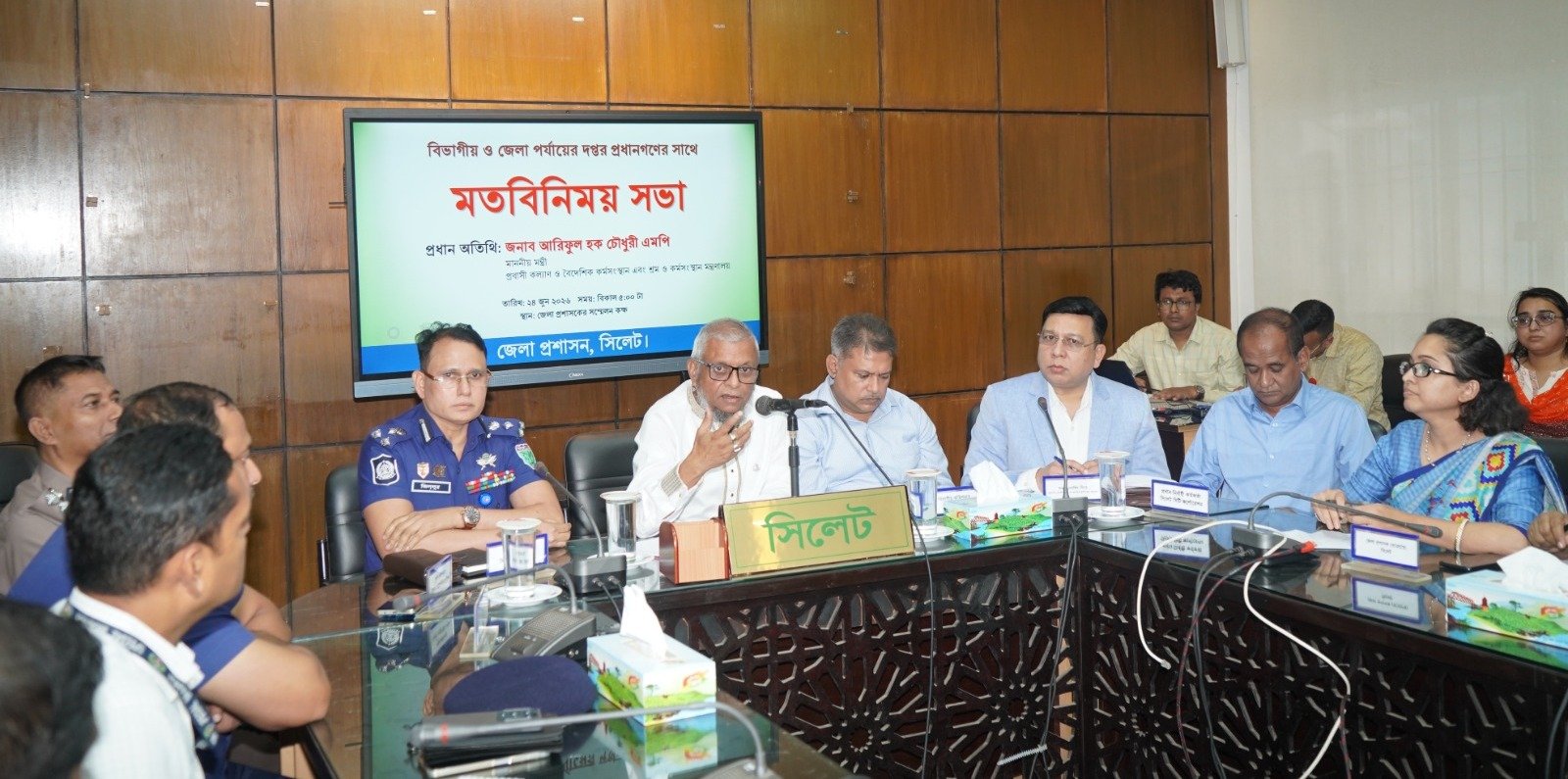 প্রবাসী সেবার মানোন্নয়নে নতুন উদ্যোগ, জুলাইতেই মালয়েশিয়ার দুই মন্ত্রীর বাংলাদেশ সফরের আশা: প্রবাসী কল্যাণমন্ত্রী