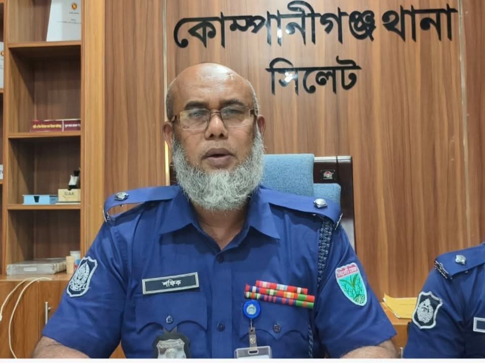 সমালোচনার মুখে কোম্পানীগঞ্জ থানার ওসি শফিকুল ইসলাম খান প্রত্যাহার
