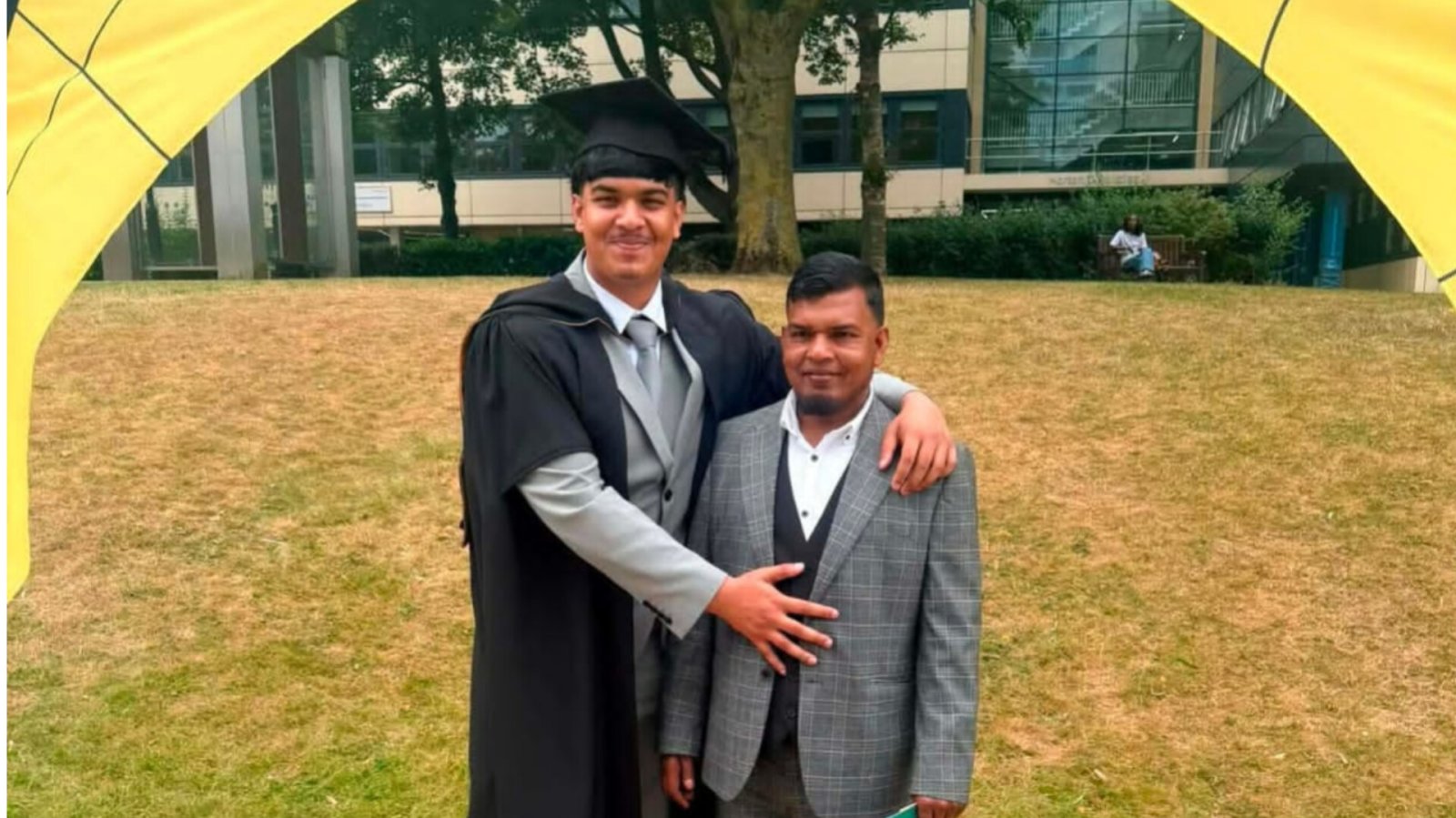 যুক্তরাজ্যে কেমিক্যাল ইঞ্জিনিয়ারিংয়ে অনার্সসহ প্রথম শ্রেণিতে মাস্টার্স অর্জন বিশ্বনাথের সামিউলের