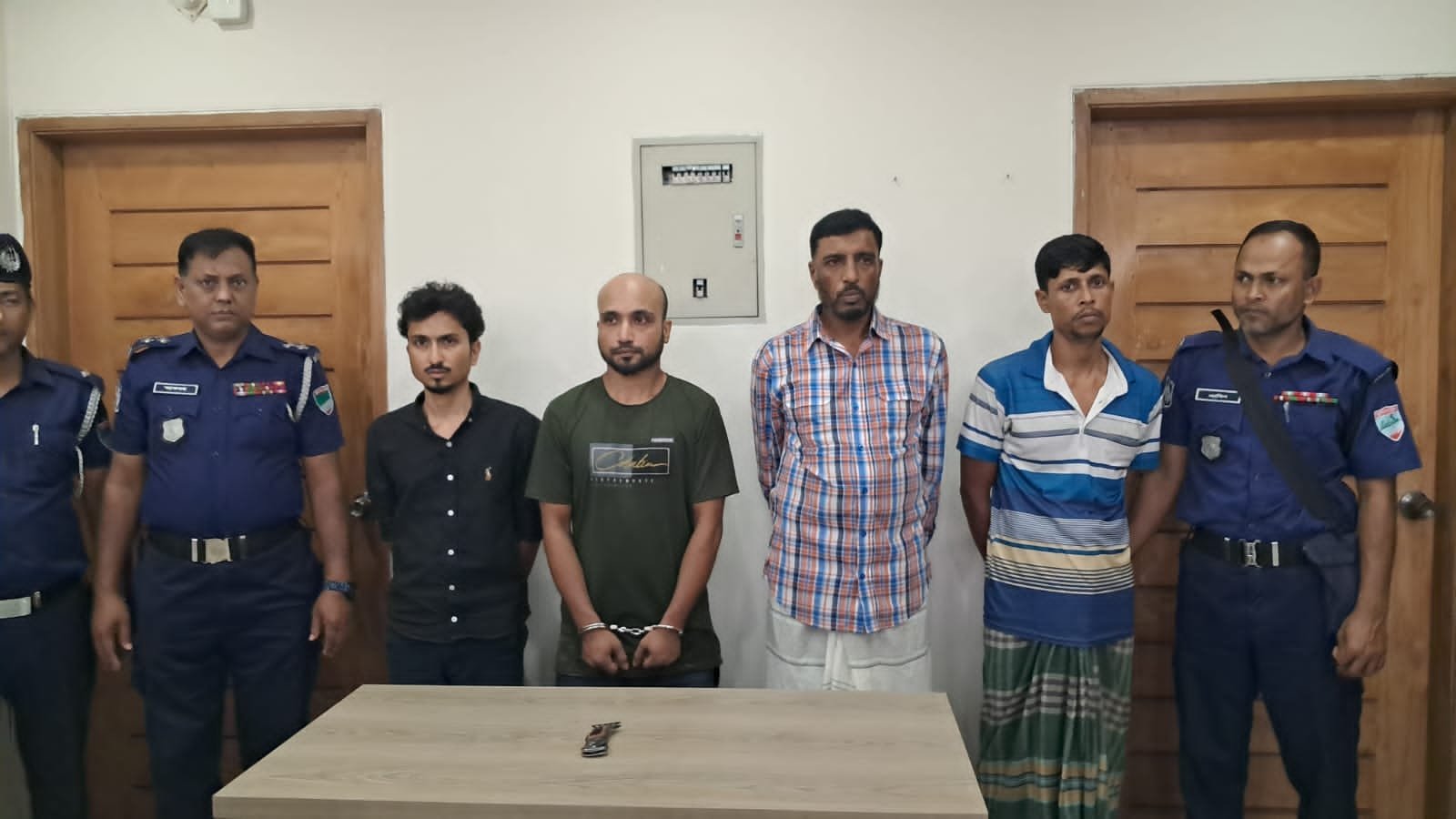 আইনজীবী নিজাম উদ্দিন শান্ত হত্যা মামলার প্রধান আসামিসহ গ্রেপ্তার ৪