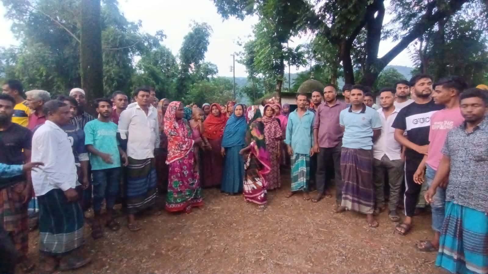 কোম্পানীগঞ্জে নিলাম নয়, জব্দ পাথর ফেরত ও স্থানান্তরের দাবি
