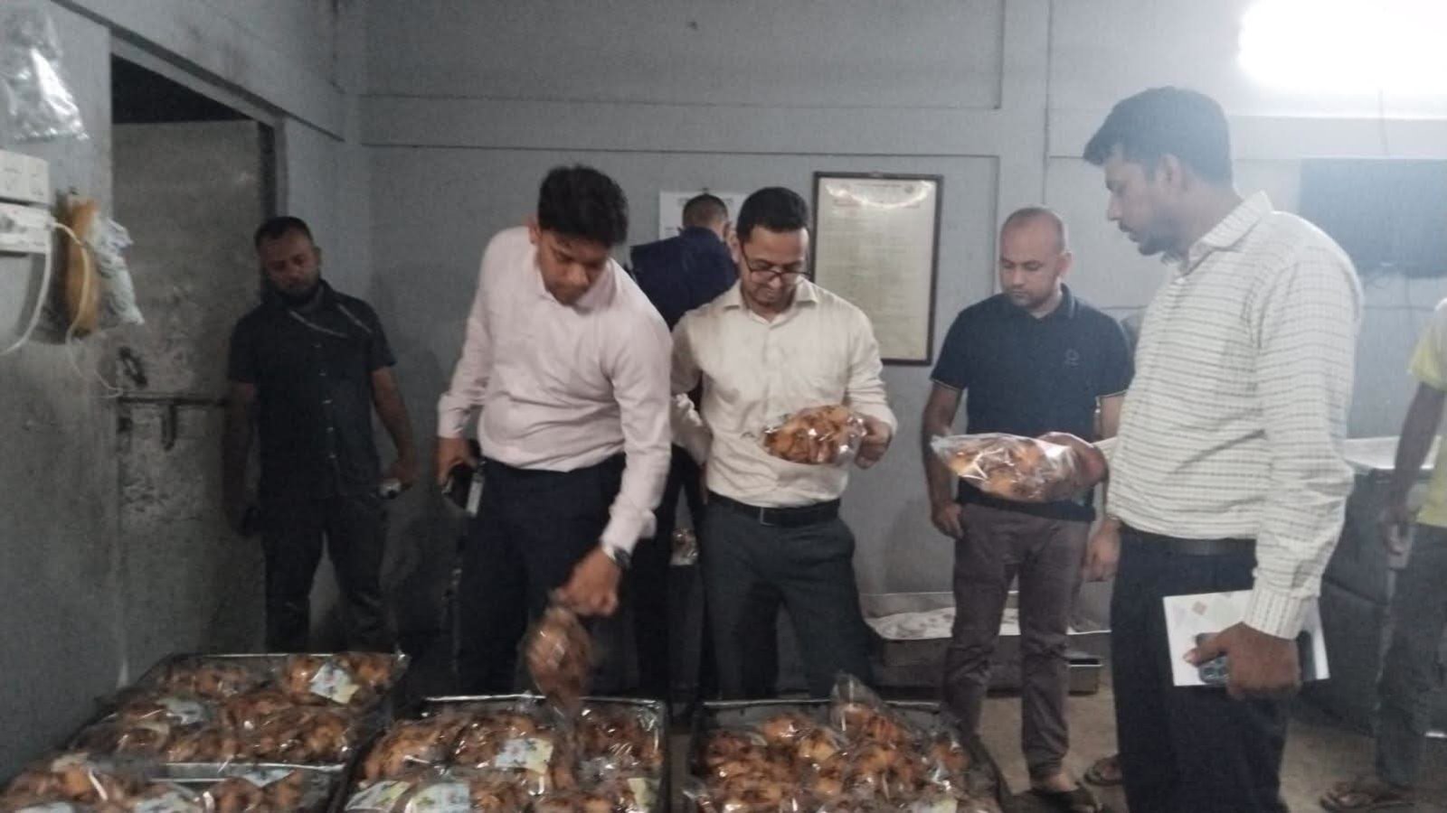 বিসিক শিল্প নগরীতে ভ্রাম্যমাণ আদালত, এ-ওয়ান ব্রেডকে ২ লাখ টাকা জরিমানা