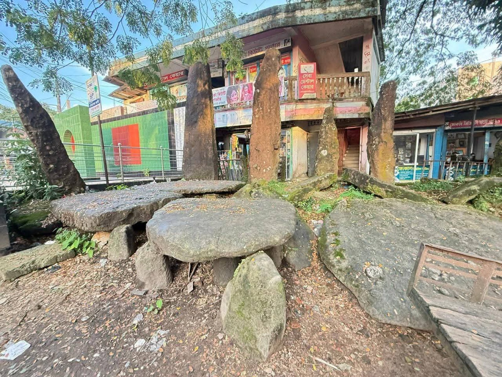 জৈন্তিয়ার প্রাচীন নিদর্শন: হারিয়ে যাওয়া ইতিহাস ও প্রত্নঐতিহ্যের খোঁজে আসিফ আযহারের নতুন গ্রন্থ