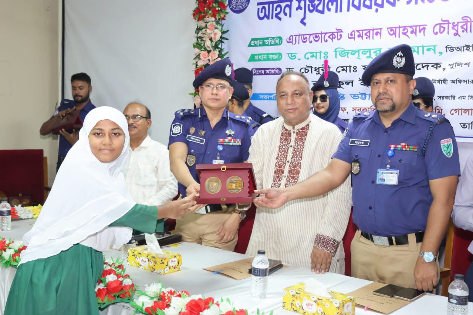 জকিগঞ্জে সাবেক ইউপি সদস্যের বাড়িতে ডাকাতি, লুট প্রায় ১৩ লাখ টাকার মালামাল