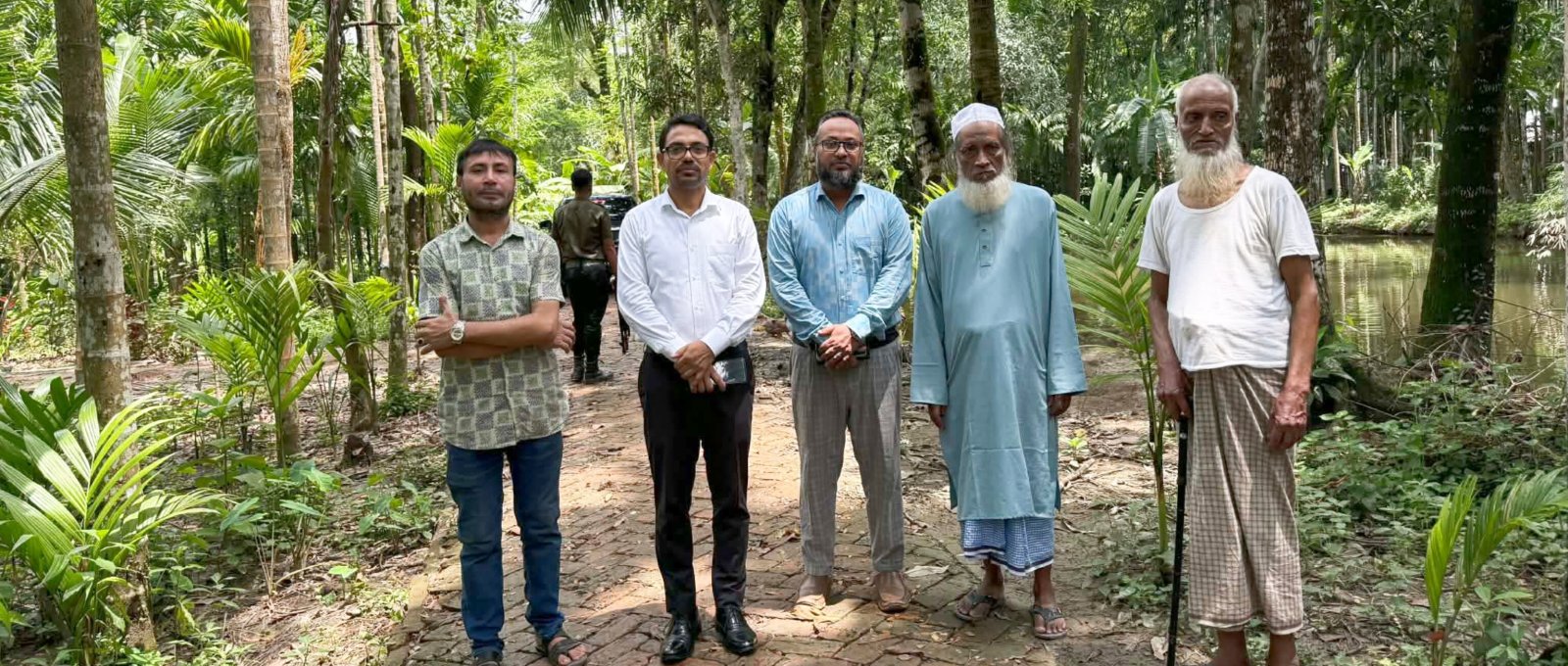 আগুনে পুড়ে যাওয়া বাড়ি পরিদর্শনে জকিগঞ্জের ইউএনও, ক্ষতিগ্রস্তদের সহায়তার আশ্বাস