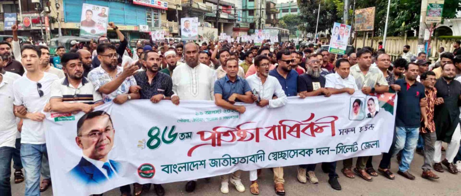 সংকটময় মুহূর্তে রাজপথে অগ্রণী ভূমিকা পালন করেছে স্বেচ্ছাসেবক দল: কাইয়ুম চৌধুরী