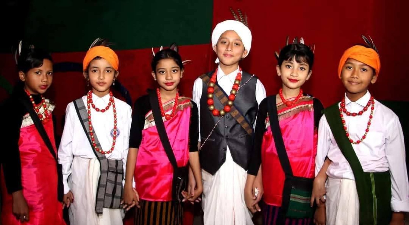 ১২ দলইর নেতৃত্বে গড়ে উঠেছিল জৈন্তিয়ার পাহাড়ি সমাজ: সিন্টেং জনগোষ্ঠীর ইতিহাসের খোঁজে আসিফ আযহার