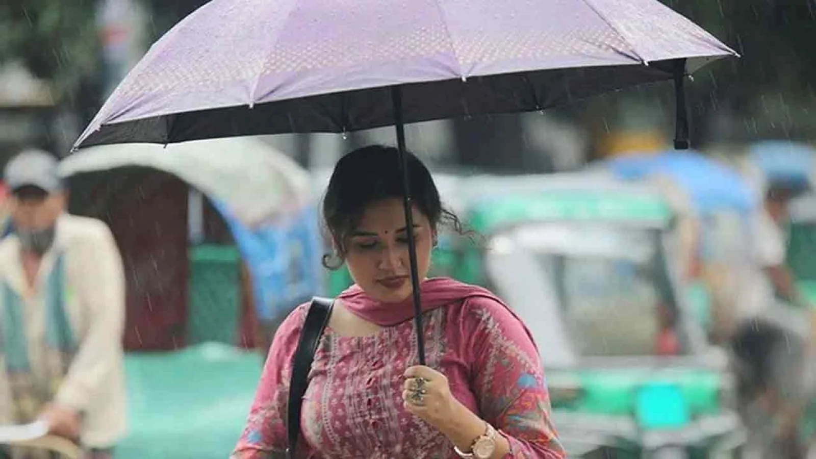 টানা ৫ দিন বৃষ্টির পূর্বাভাস, কোথাও কোথাও হতে পারে ভারী বর্ষণ
