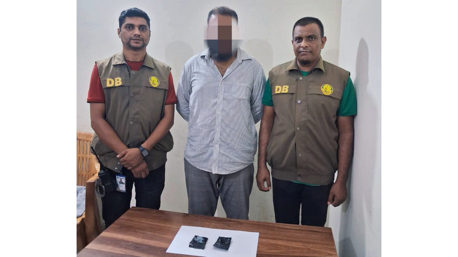সিলেটে ১৯০ পিস ইয়াবাসহ ডিবির হাতে যুবক গ্রেপ্তার